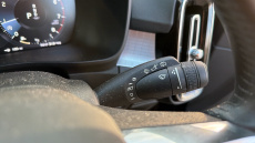 Volvo Xc40 2.0 T4 Momentum Pro 5dr AWD Geartronic Petrol Estate